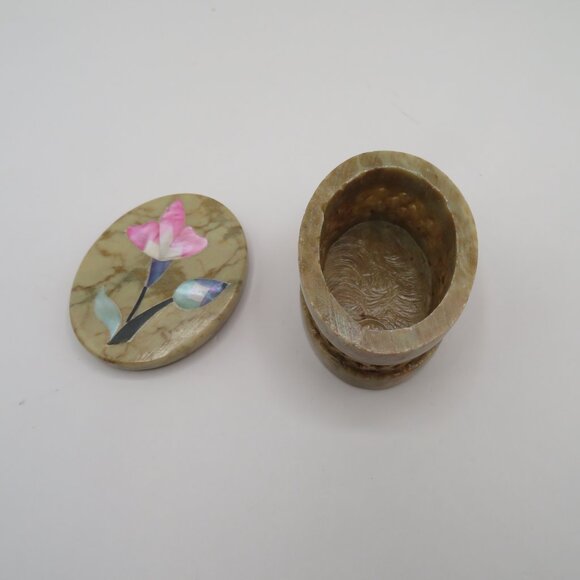 Soapstone Mother Of Pearl Trinket Box - Picture 10 of 11